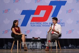 Thủ tướng Canada gặp gỡ sinh viên tại TP. Hồ Chí Minh